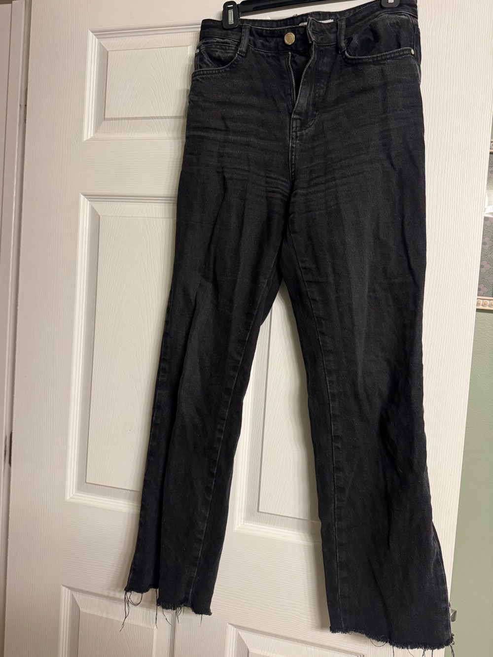 Zara Women's Straight-Leg Black Jeans